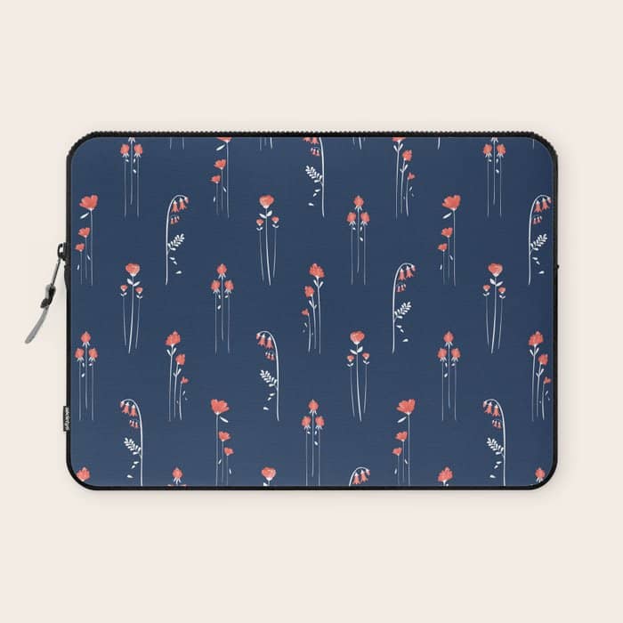 Retro Dark Flower Pattern In Modern Navy And Coral Laptop Sleeve