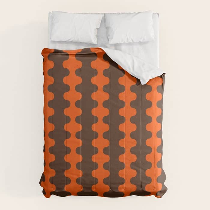 Retro Ogee A-Go-Go Vertical Stripes Pop Pattern In 70s Orange And Dark Brown Comforter