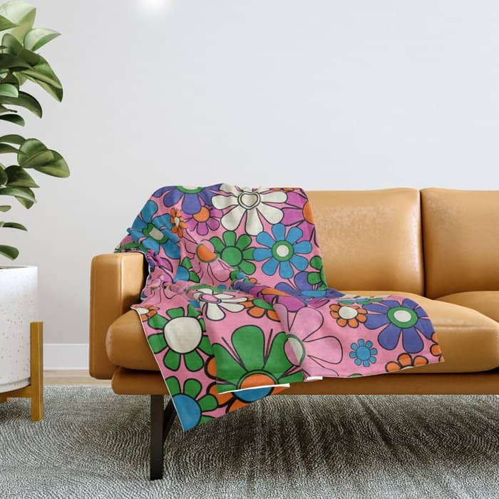 Groovy Retro Garden Colorful 60s 70s Pink Floral Pattern Throw Blanket