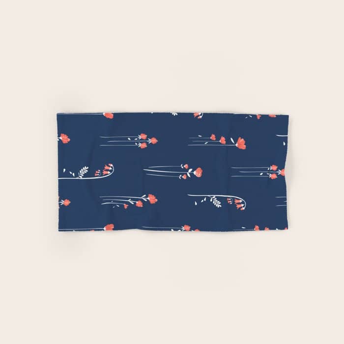 Retro Dark Flower Pattern In Modern Navy And Coral Bath Towel