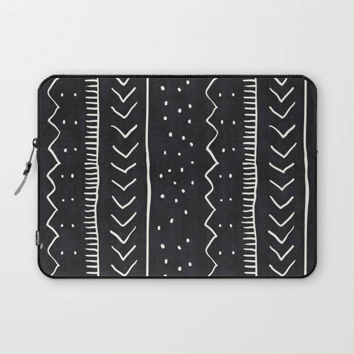 Cute Geometric Stripe In Black And White Laptop Sleeve