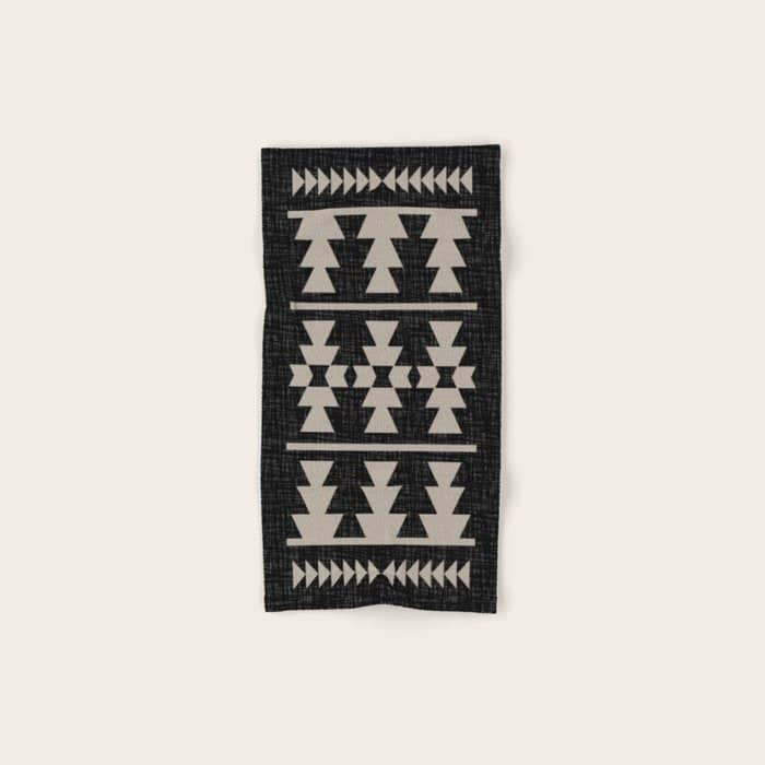 Southwestern Pattern 129 Black And Linen Bath Towel
