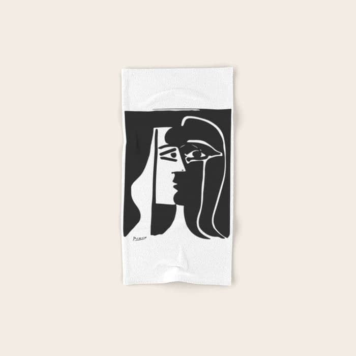 Picasso - Kiss 1979 Artwork Reproduction Bath Towel