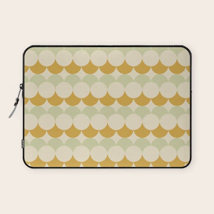 Retro Circular Pattern Iii Laptop Sleeve