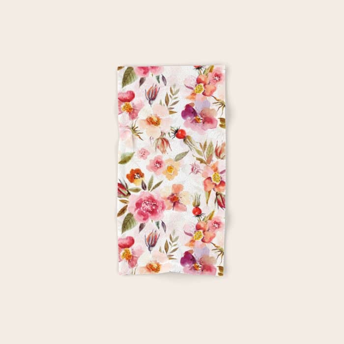 Hygge Watercolor Midsummer Dogroses Pattern  Bath Towel