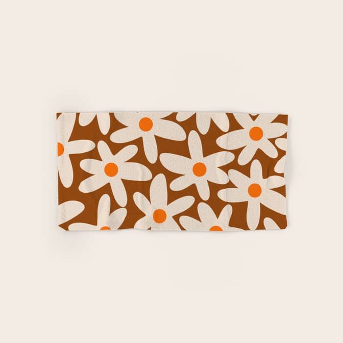Daisy Time Retro Floral Pattern Brown Orange Beige Bath Towel
