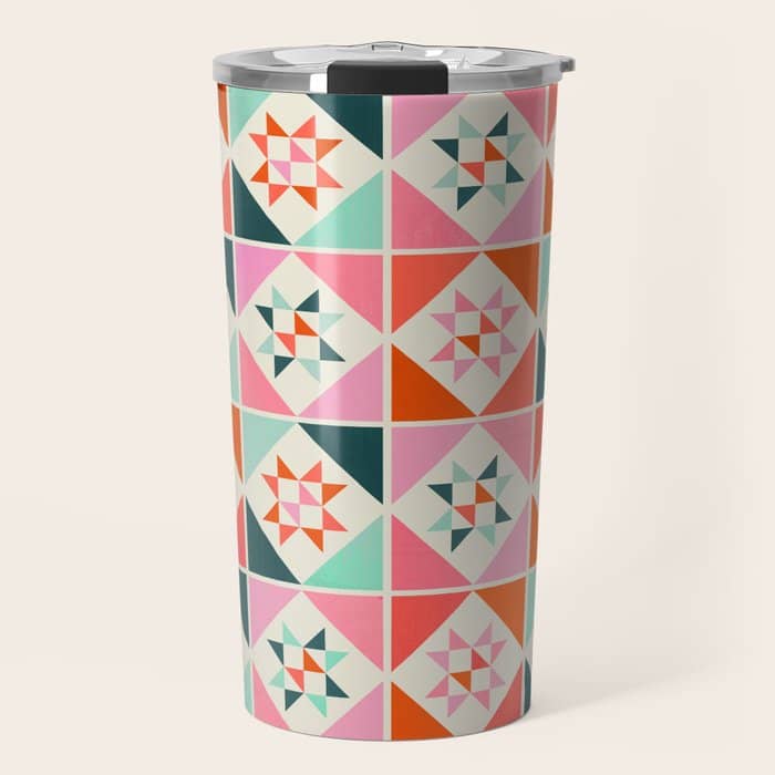 Festive Quilt Pattern In Pink, Red And Green Travel Mug