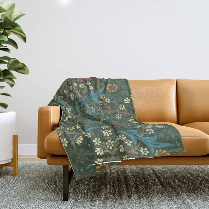 William Morris "Blackthorn" 1. Throw Blanket