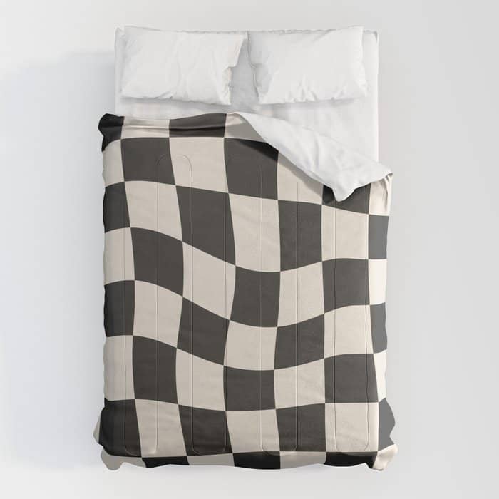 Black And White Wavy Checkered Pattern Comforter