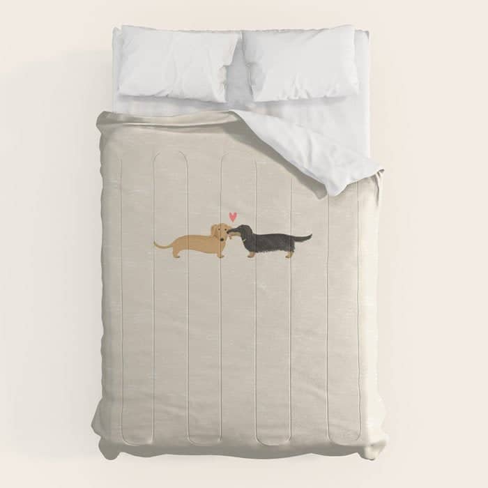 Cute Wiener Dogs With Heart | Dachshunds Love Comforter