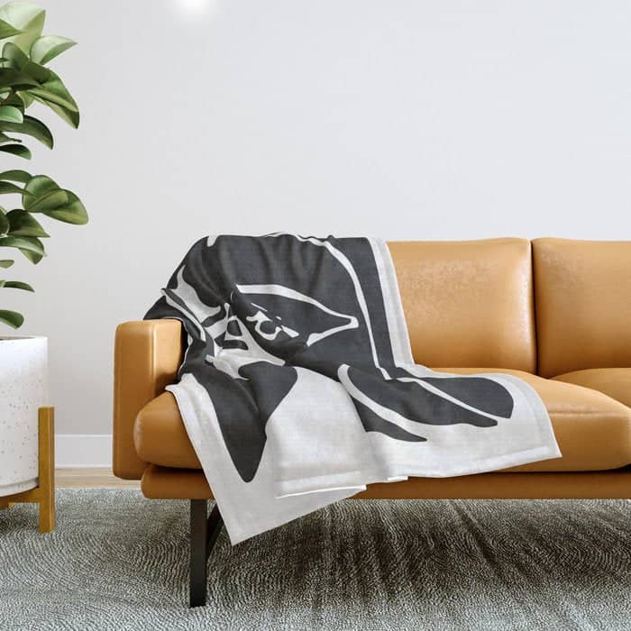 Picasso - Kiss 1979 Artwork Reproduction Throw Blanket