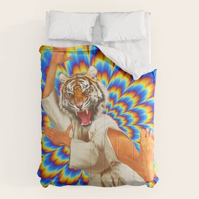 Fighting Tiger - Optical Illusion  Comforter