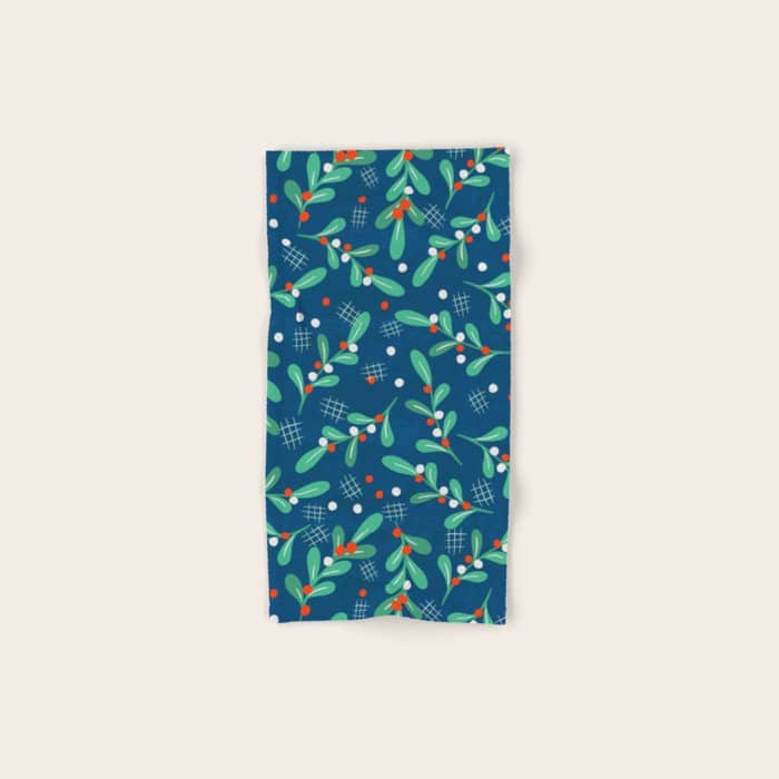Misseltoe -  Christmas Pattern No1 Bath Towel