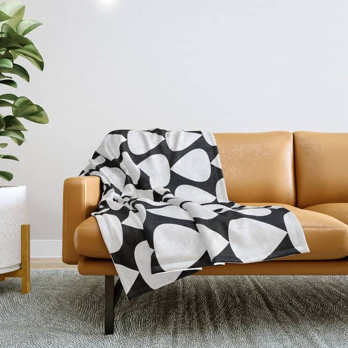 Plectrum Pattern In White And Black Throw Blanket