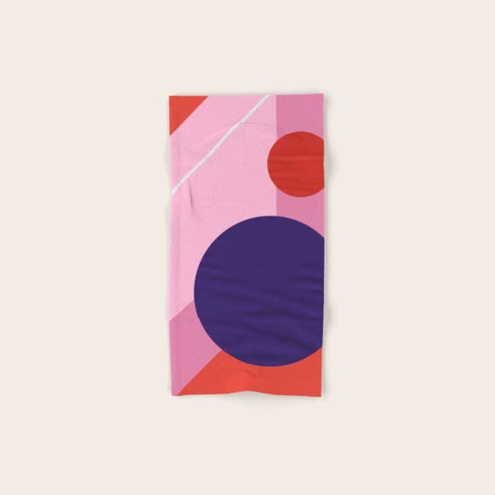 Abstract Geometry With Circles Bath Towel