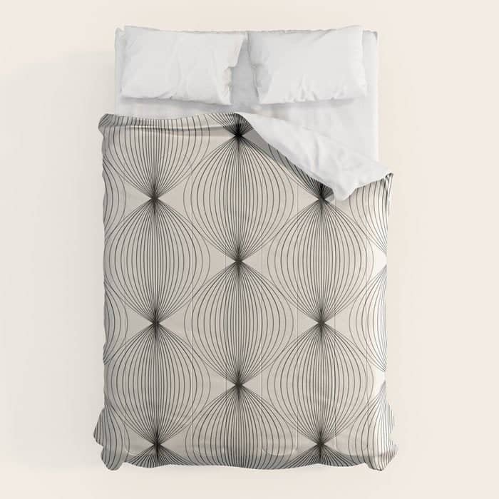 Geometric Orb Pattern - Black And White Comforter