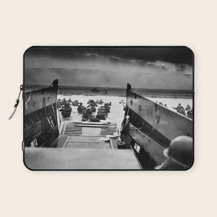 Into The Jaws Of Death - D-Day Vintage Photo By Robert F. Sargent Laptop Sleeve
