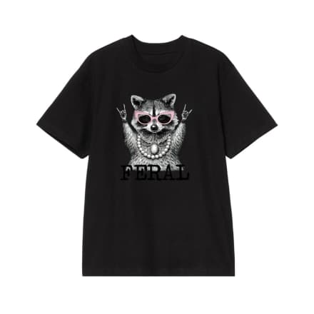 Funny Feral Raccoon With Pink Sunglasses And Pearls T-Shirt