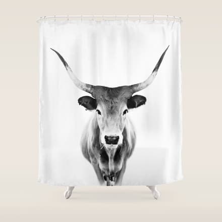 Wild Longhorn Cow Print - Black White Cow Portrait - Animal - Travel Photograpy Shower Curtain
