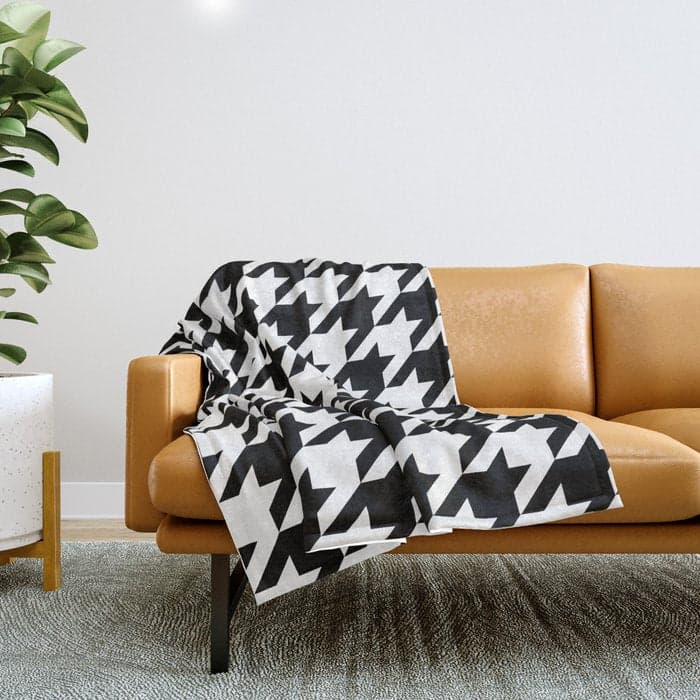 Classic Houndstooth Pattern Throw Blanket