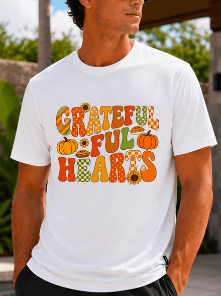 Grateful Full Hearts Thanksgiving T-Shirt – Retro Fall Pumpkin Graphic Tee