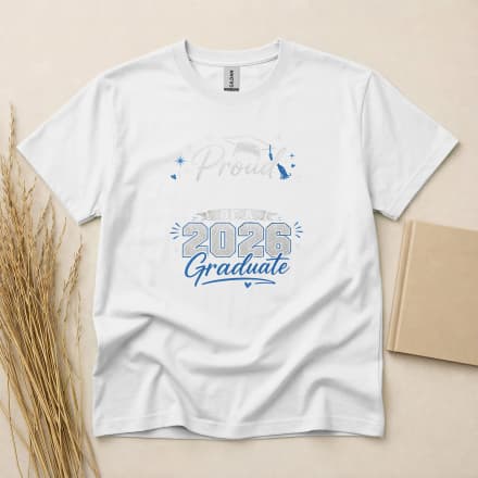 Proud Mother Of A 2026 Graduate Black T-Shirt – Graduation Mom Gift Shirt