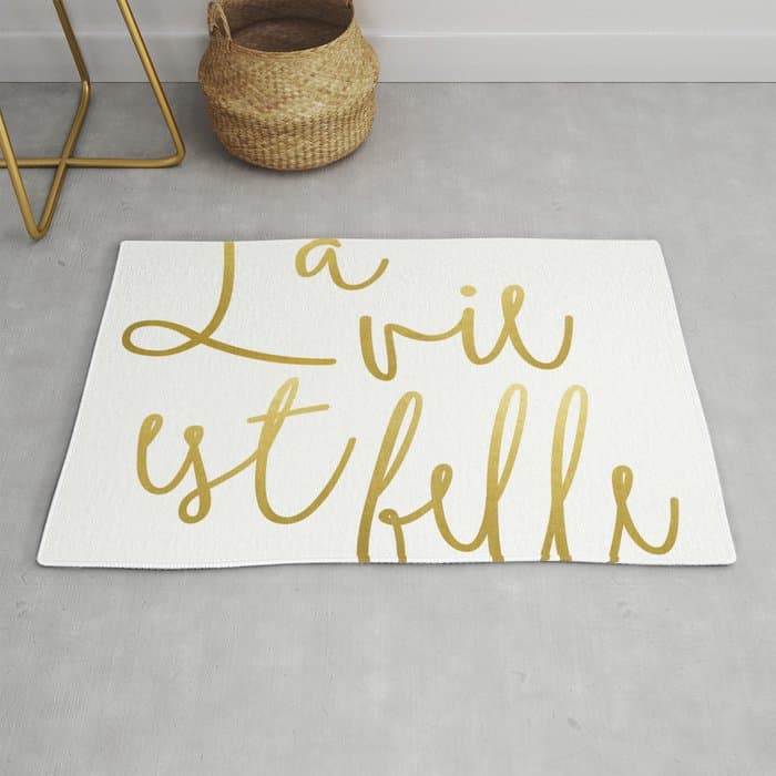 La vie est belle #HomeStorie #typography #buyart Rug