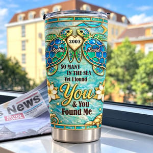 Custom Couple Tumbler 20oz with Names & Year, Personalized Sea Turtle Travel Cup, Ocean Love Anniversary Gift for Husband Wife